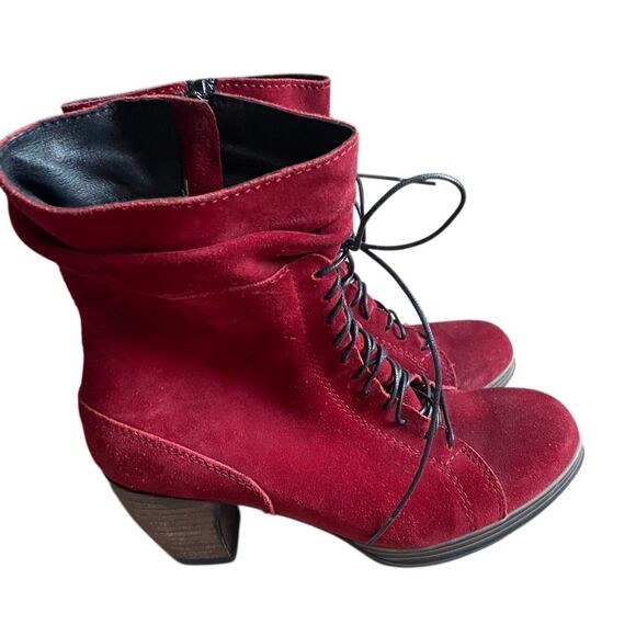 Wolky Womens Dhofar Suede Ankle Boot 38 Greased Red Leather Side Zip Victorian - Picture 4 of 7